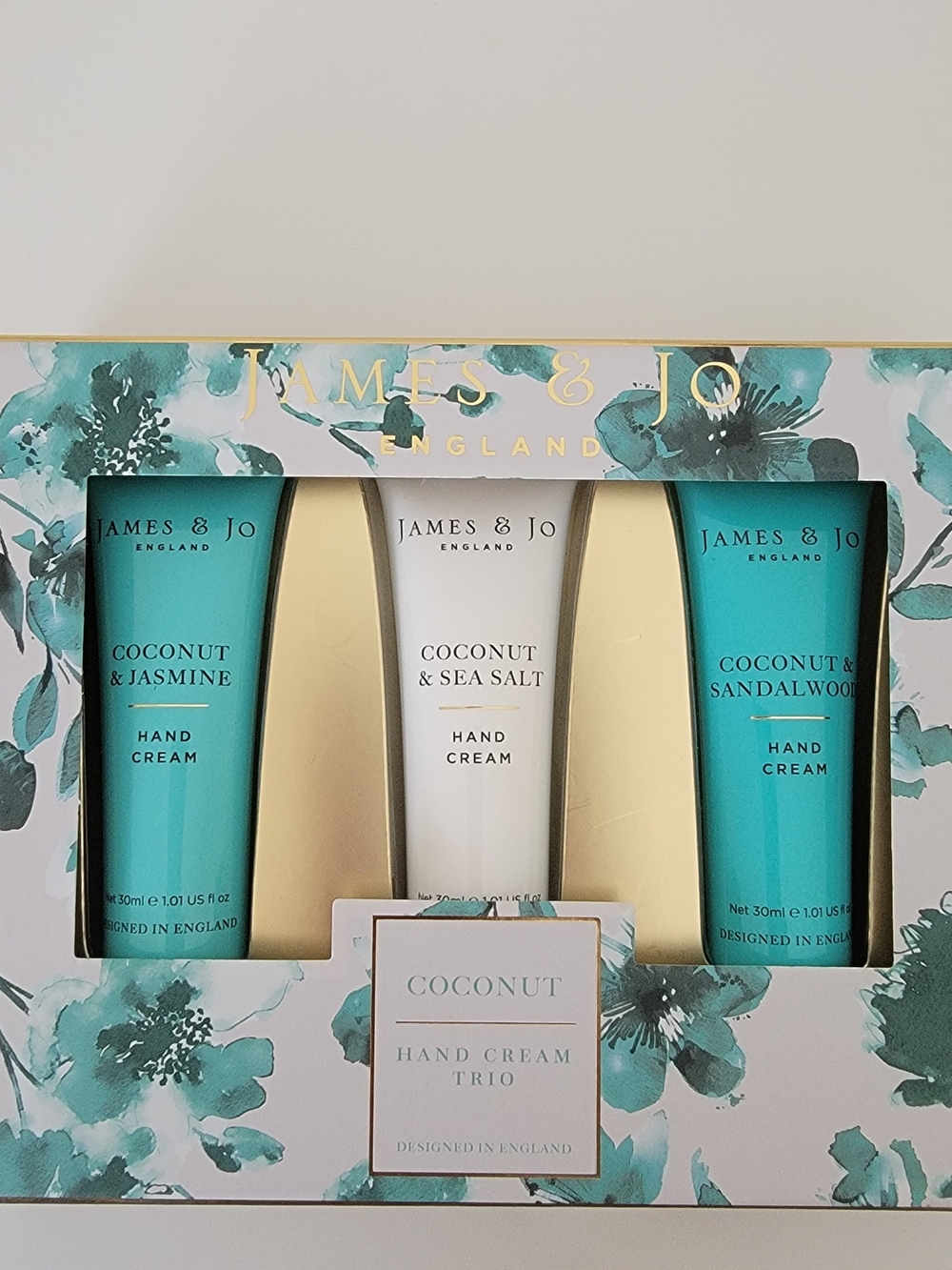 NIB James & Jo England Coconut Hand Cream Trio Gift Set - 3 Pack Size 1.01 Fl Oz